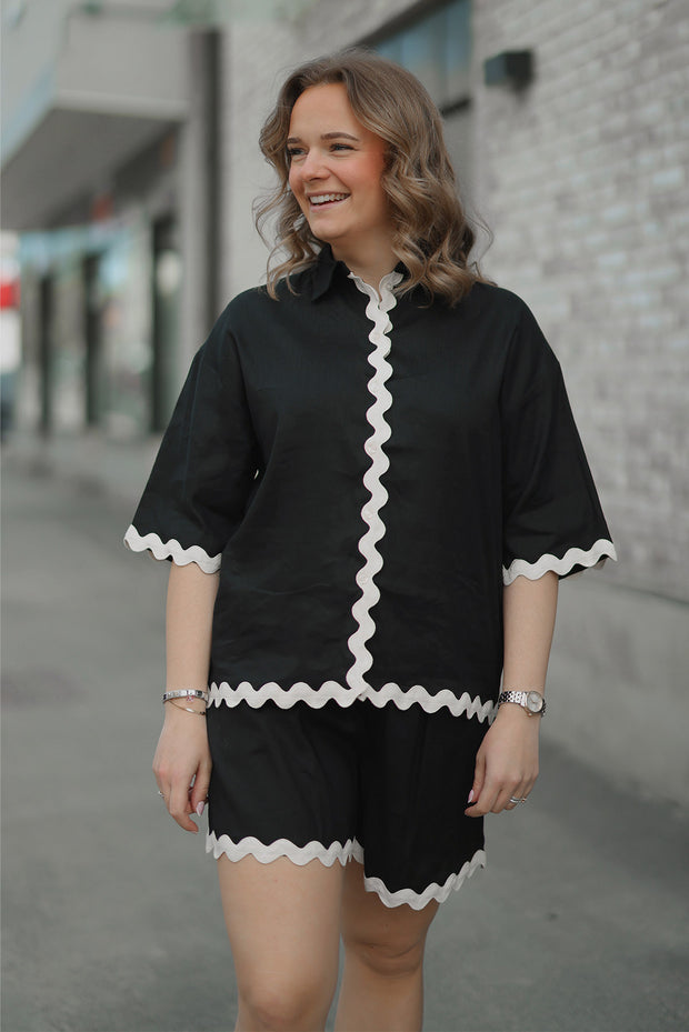 Erna Shirt - Black