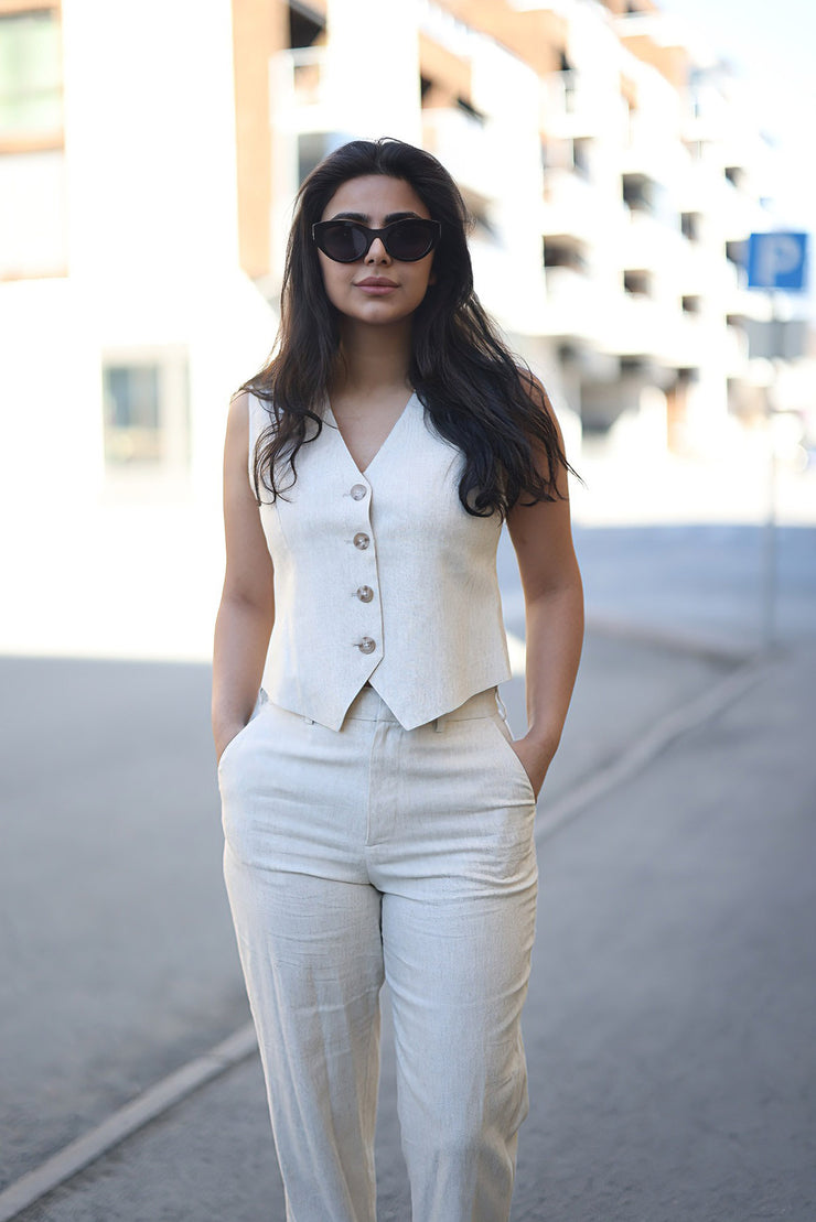 Vivienne Vest - Light Sand Melange