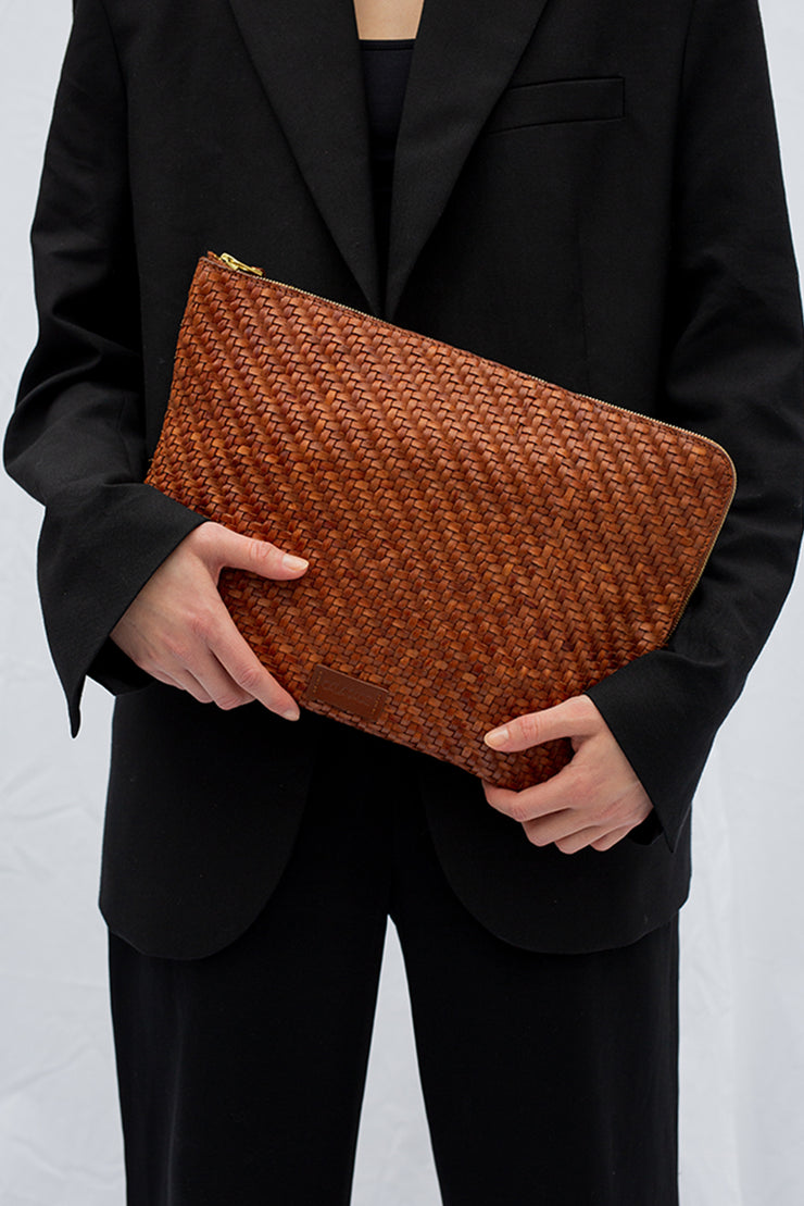 Batu L Black Twill