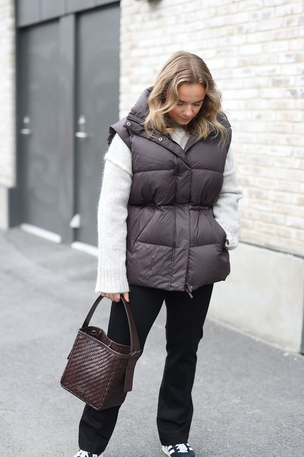 Lenox Down Vest - Dark Brown