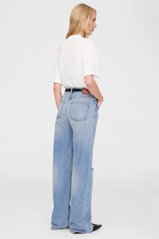 Ashton Tee Spirit - Off White