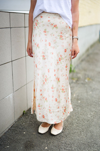 Hyro Skirt - Peachy Rose Print