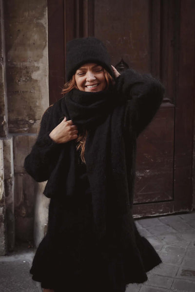 Boxy XL Scarf - Black