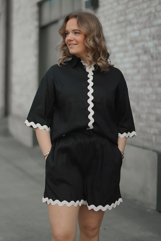 Erna Shorts - Black