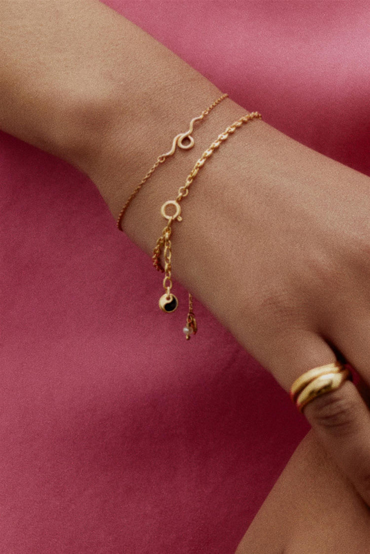 Nasima Adjustable Bracelet Gold