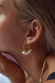 Estelle - Pearl Hoop Earring